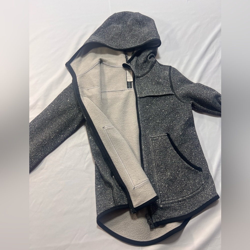 Ivivva lululemon girls size 8 zip up - Picture 4 of 8